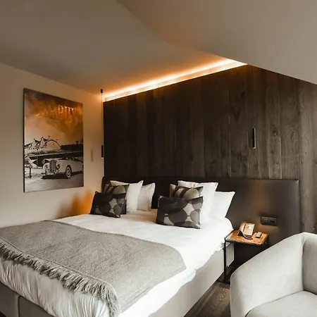 Le Sanglier Des Ardennes 5*