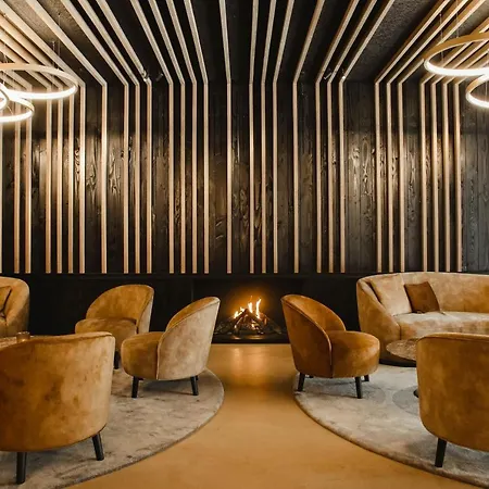 Le Sanglier Des Ardennes Szálloda 5*