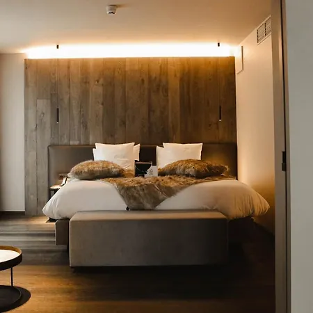 Hotel Sanglier 5*