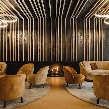 Hotell Le Sanglier Des Ardennes 5*